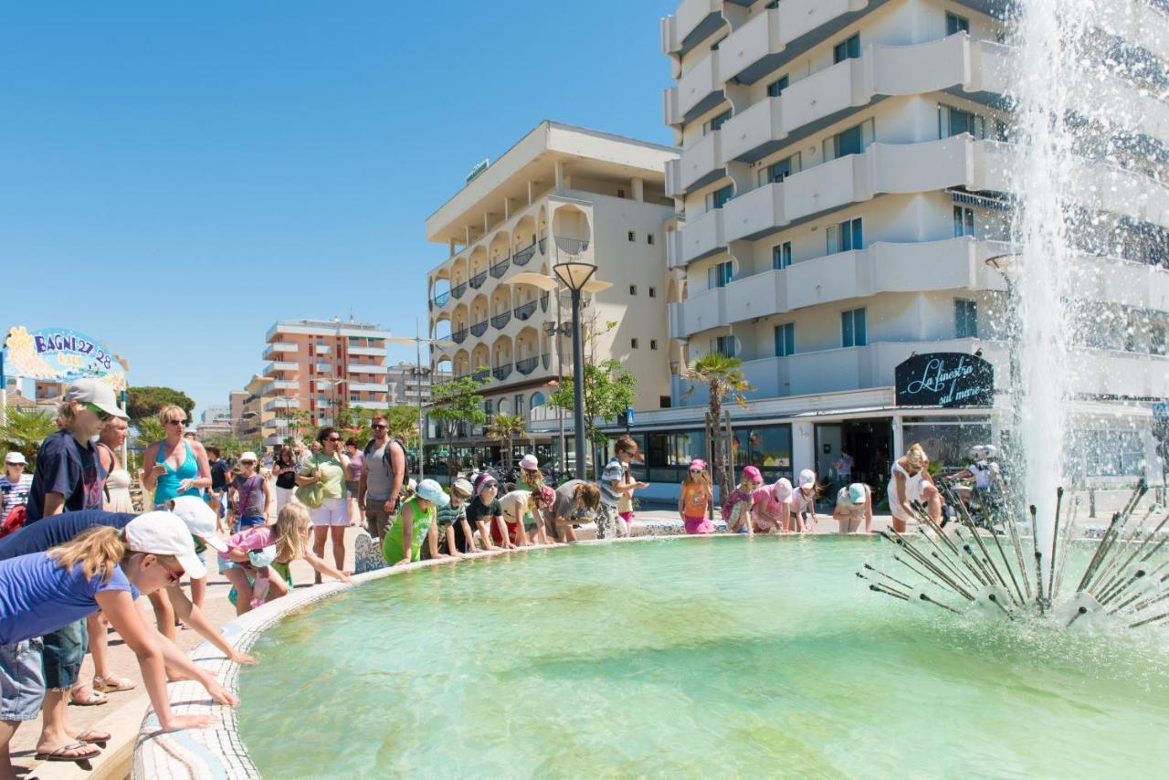 Hotel Caravel B&B Misano Adriatico Dış mekan fotoğraf
