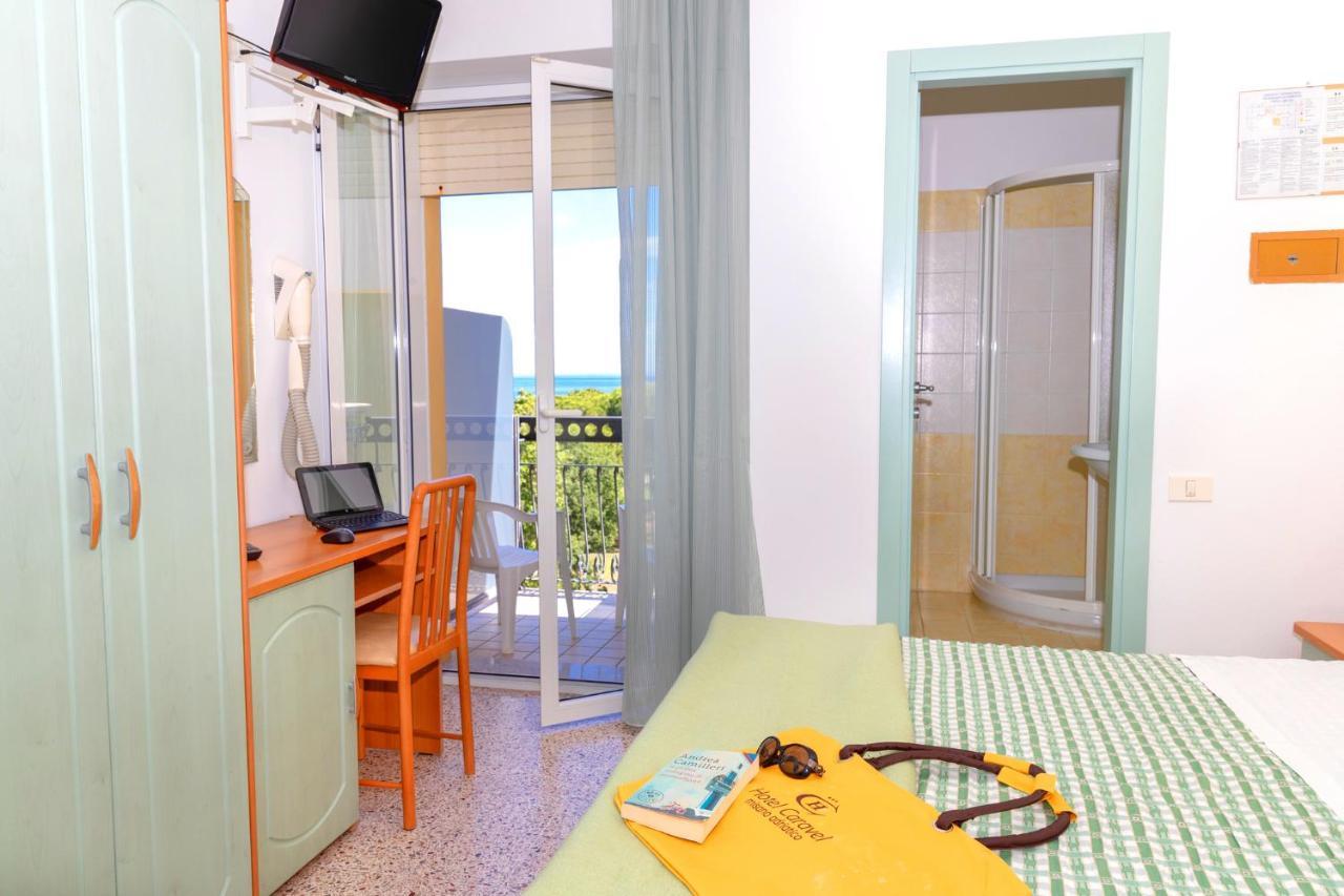 Hotel Caravel B&B Misano Adriatico Dış mekan fotoğraf